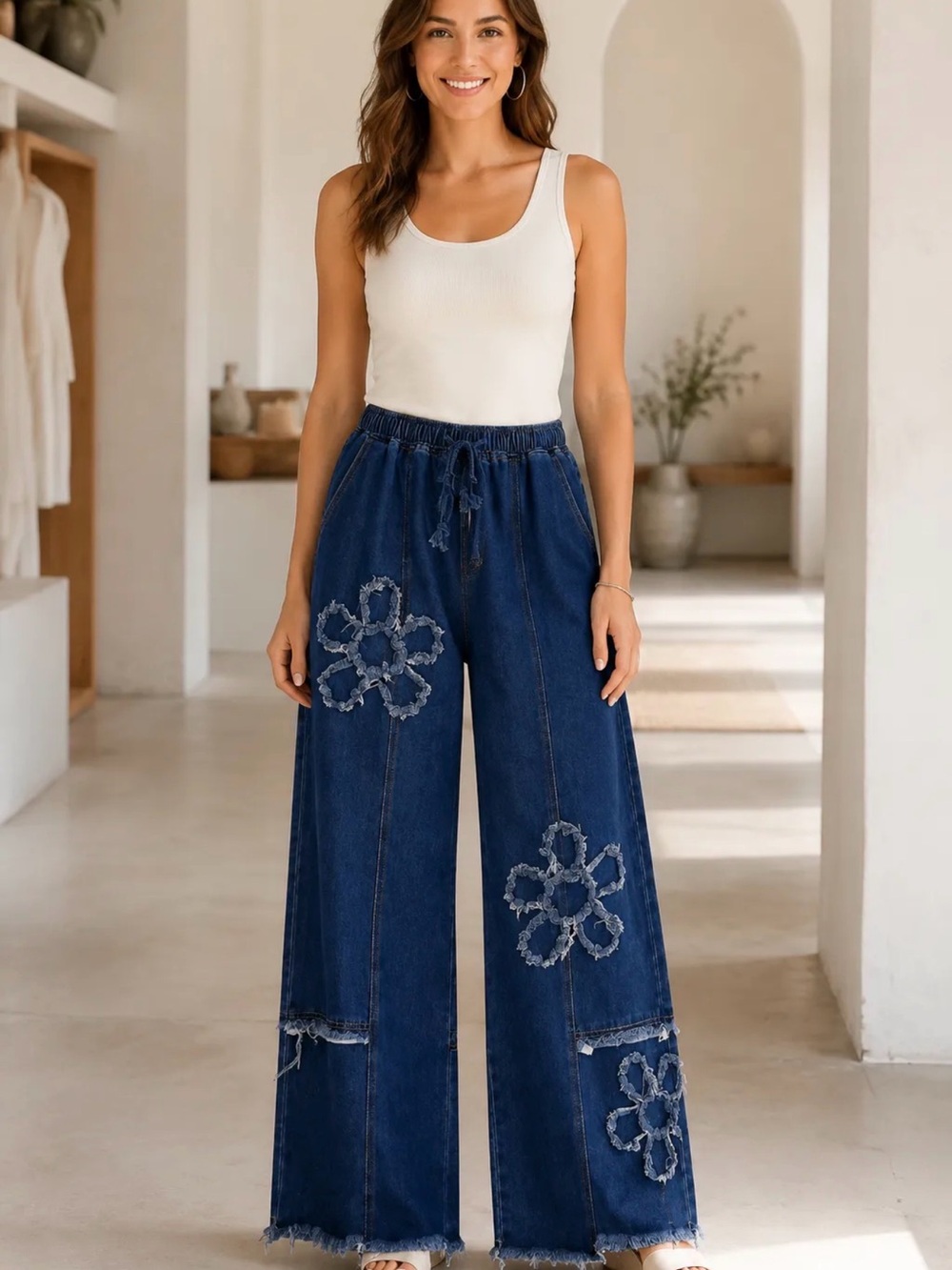 Wide-Leg Embroidered Denim Pants - Blue